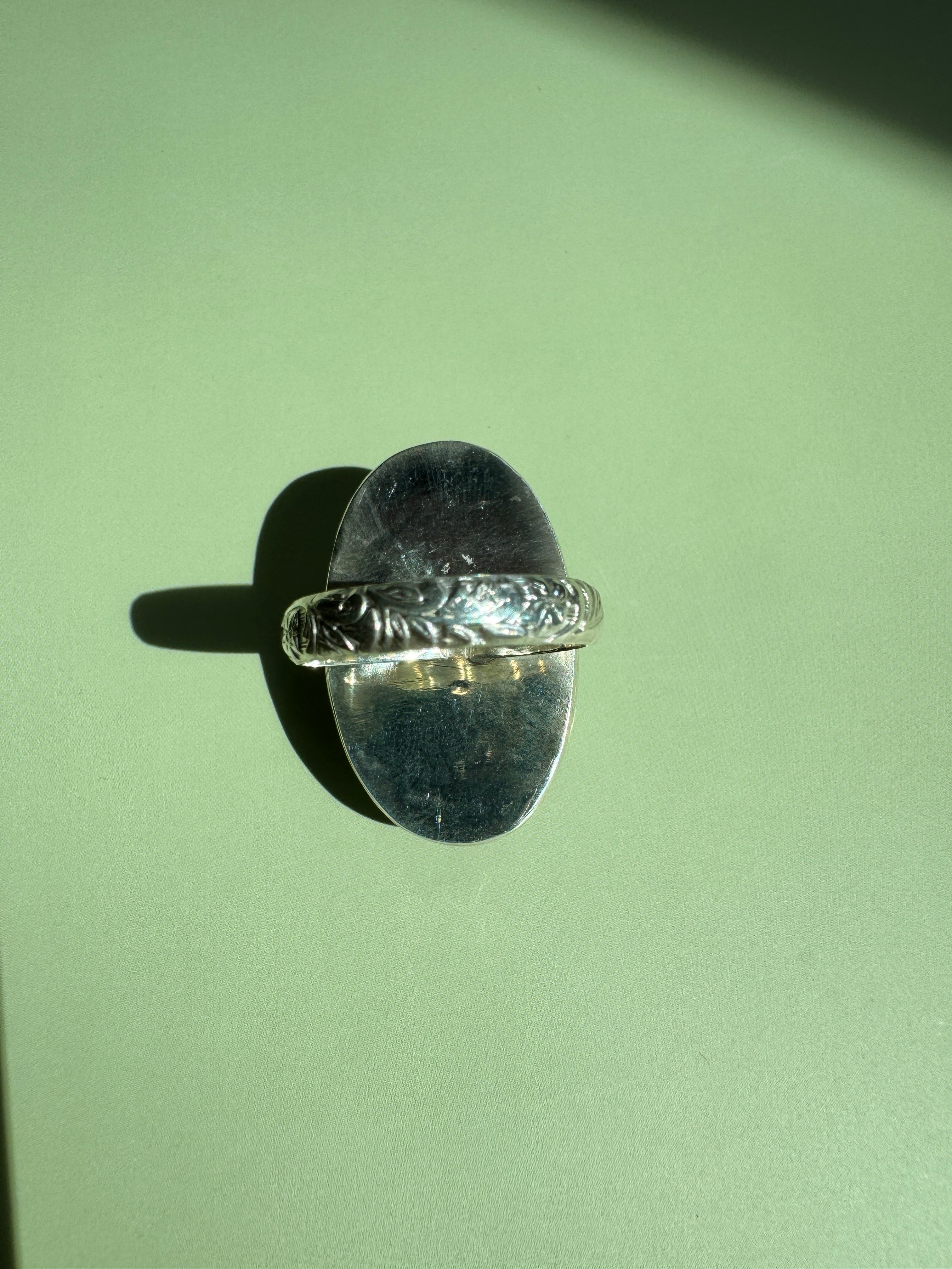 Prudent Man Plume (Size 9)