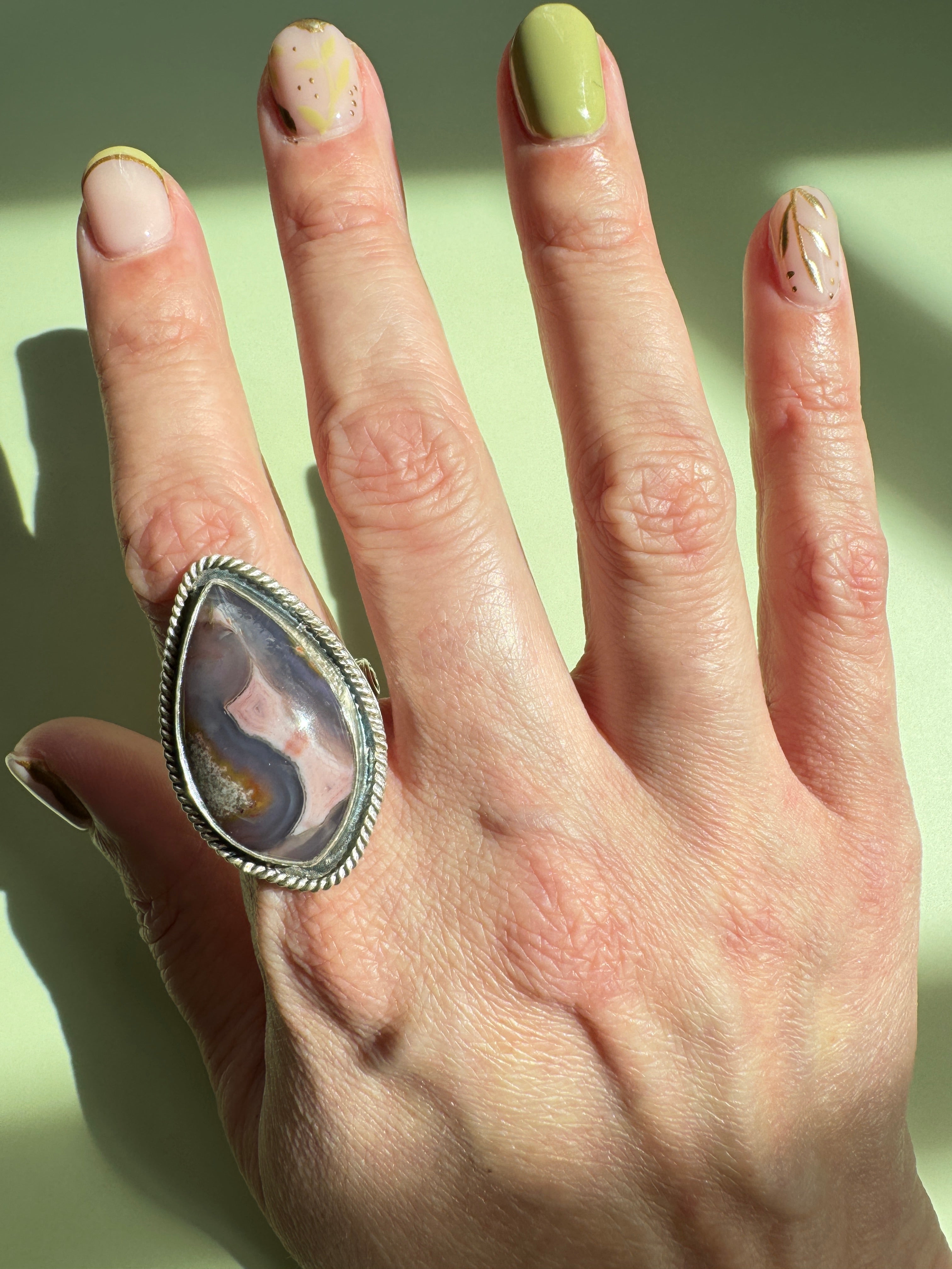 Purple Passion Agate Ring (Size 9.5/10)
