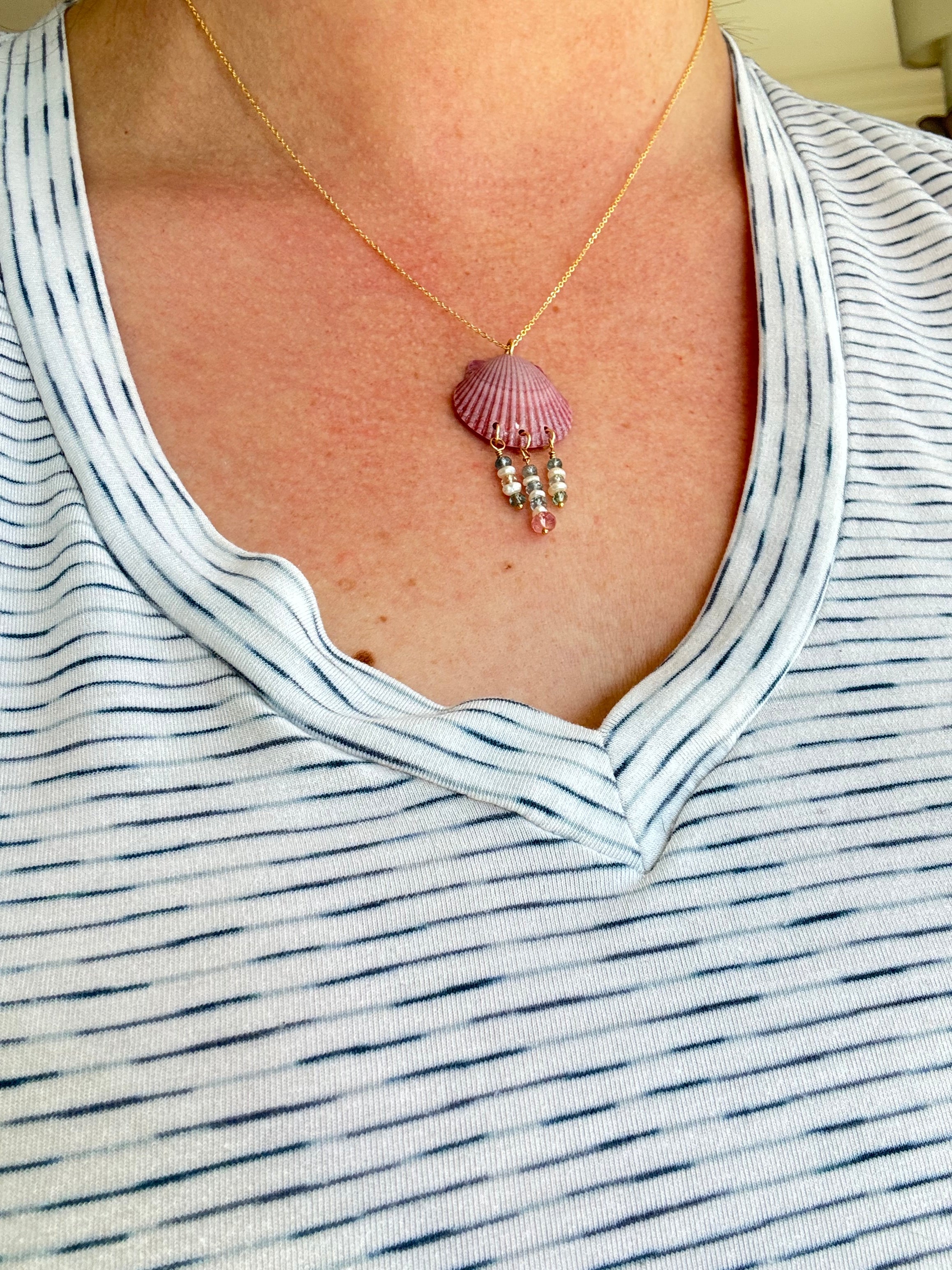 Mauve Shell Necklace with Sapphire