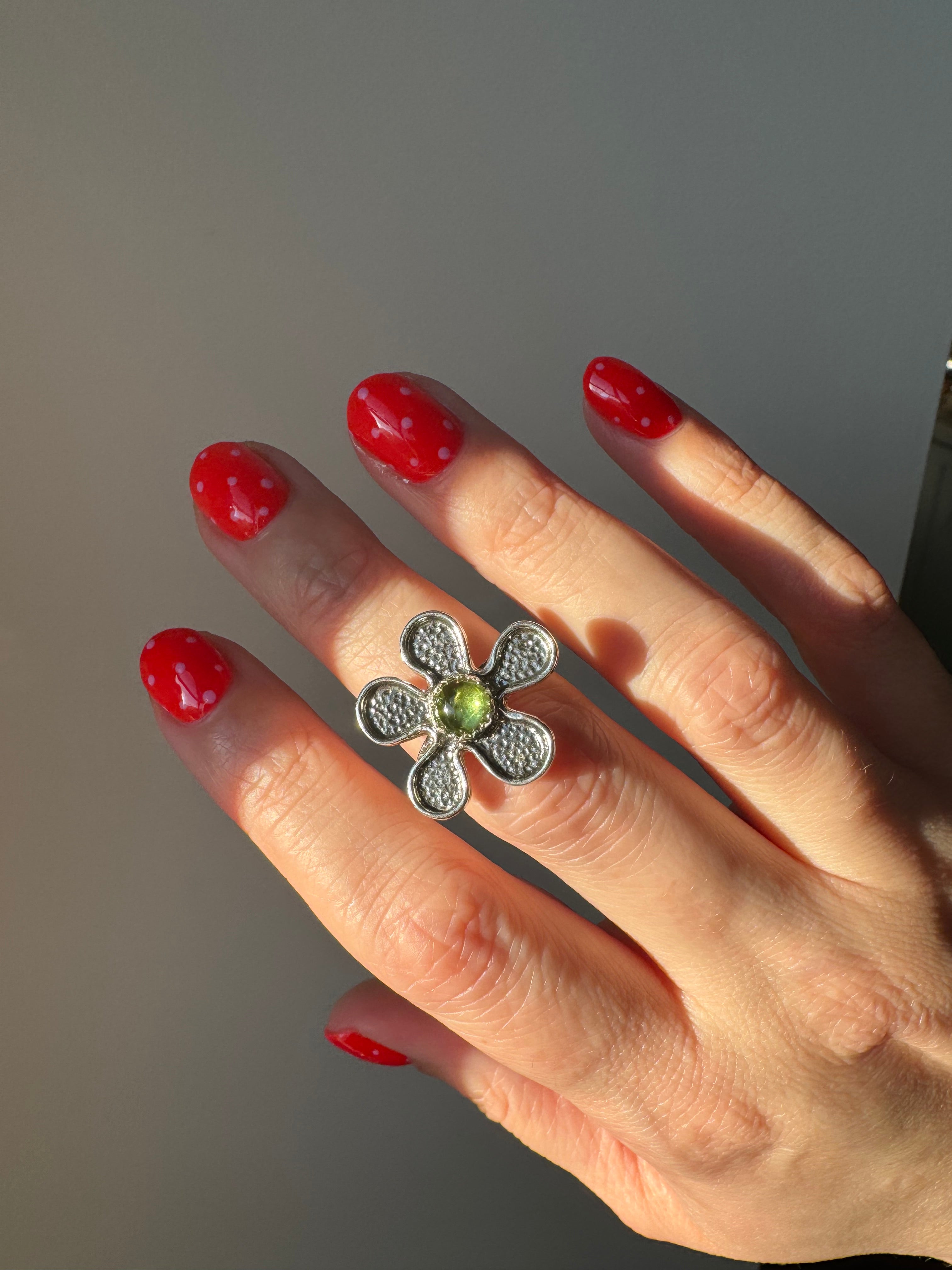Sterling Silver Flower Ring with Peridot