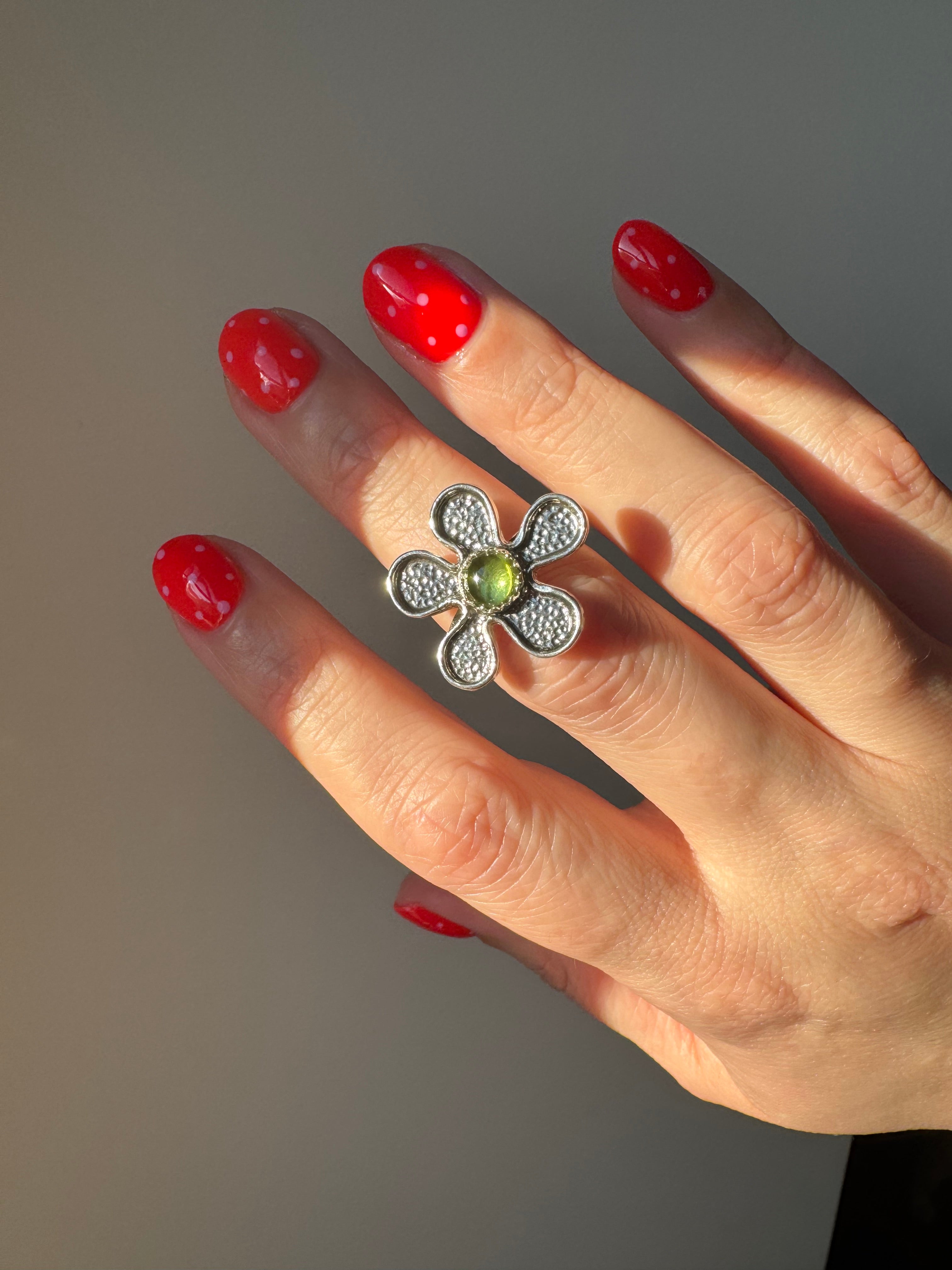 Sterling Silver Flower Ring with Peridot