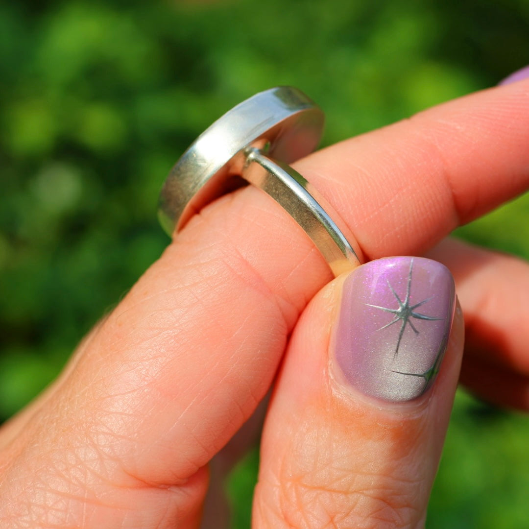 Ochoco Tube & New Zealand Abalone Ring | Iridescent Rainbow Ring | Size 6-6.25