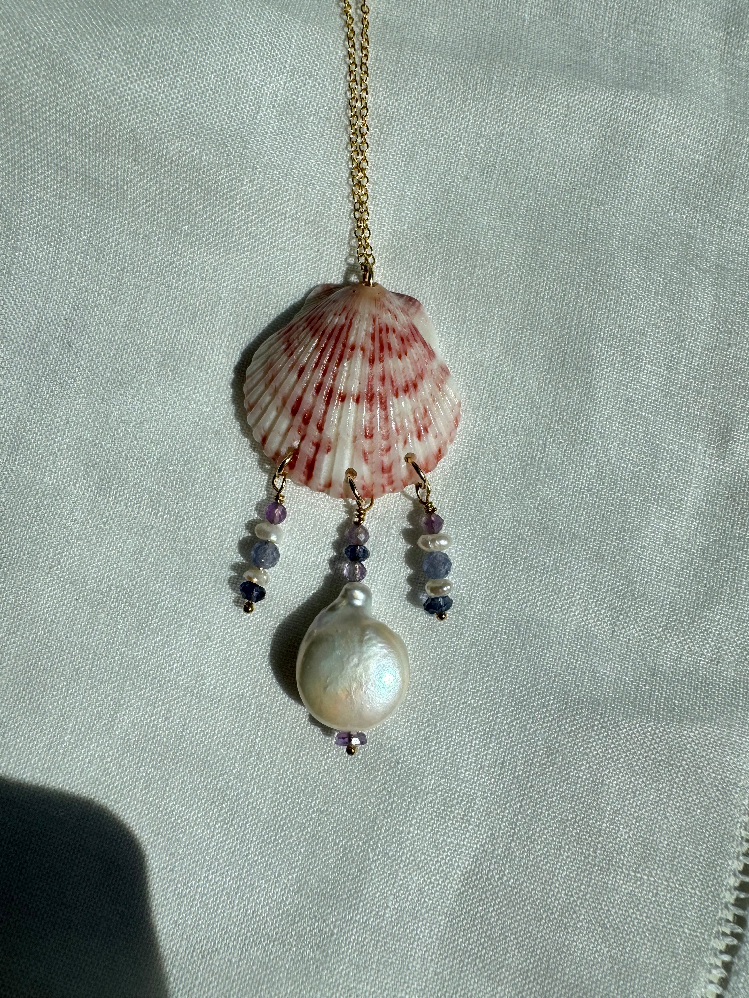 Pink Shell Necklace with Pearls