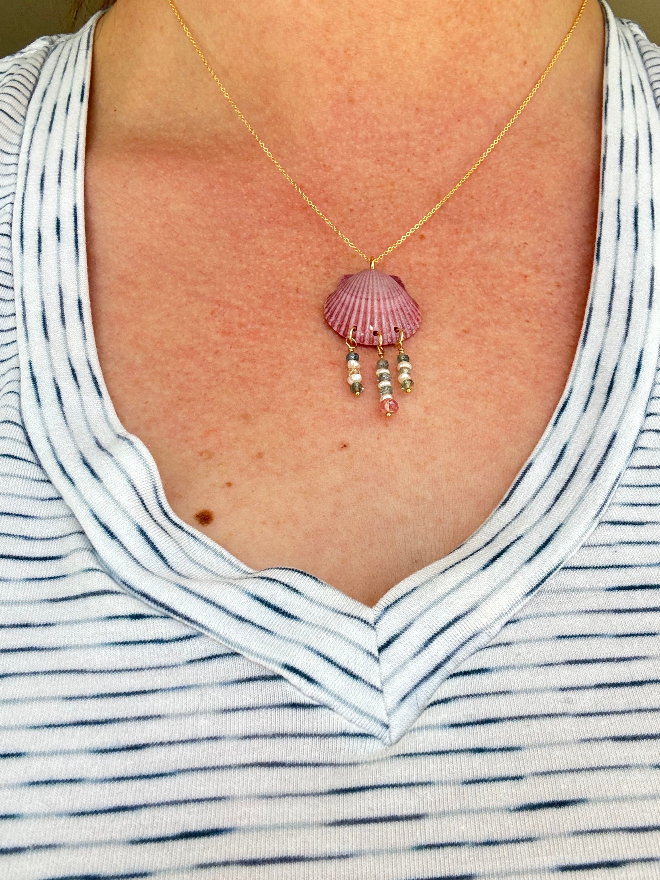Mauve Shell Necklace with Sapphire