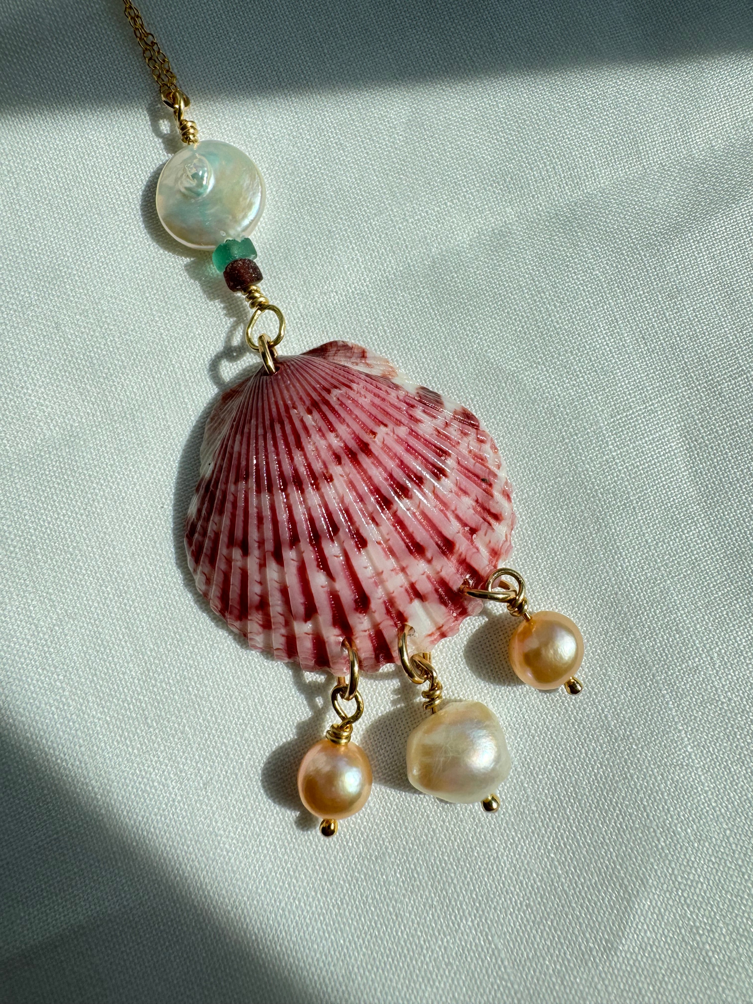 Pink Shell Necklace with Pearls