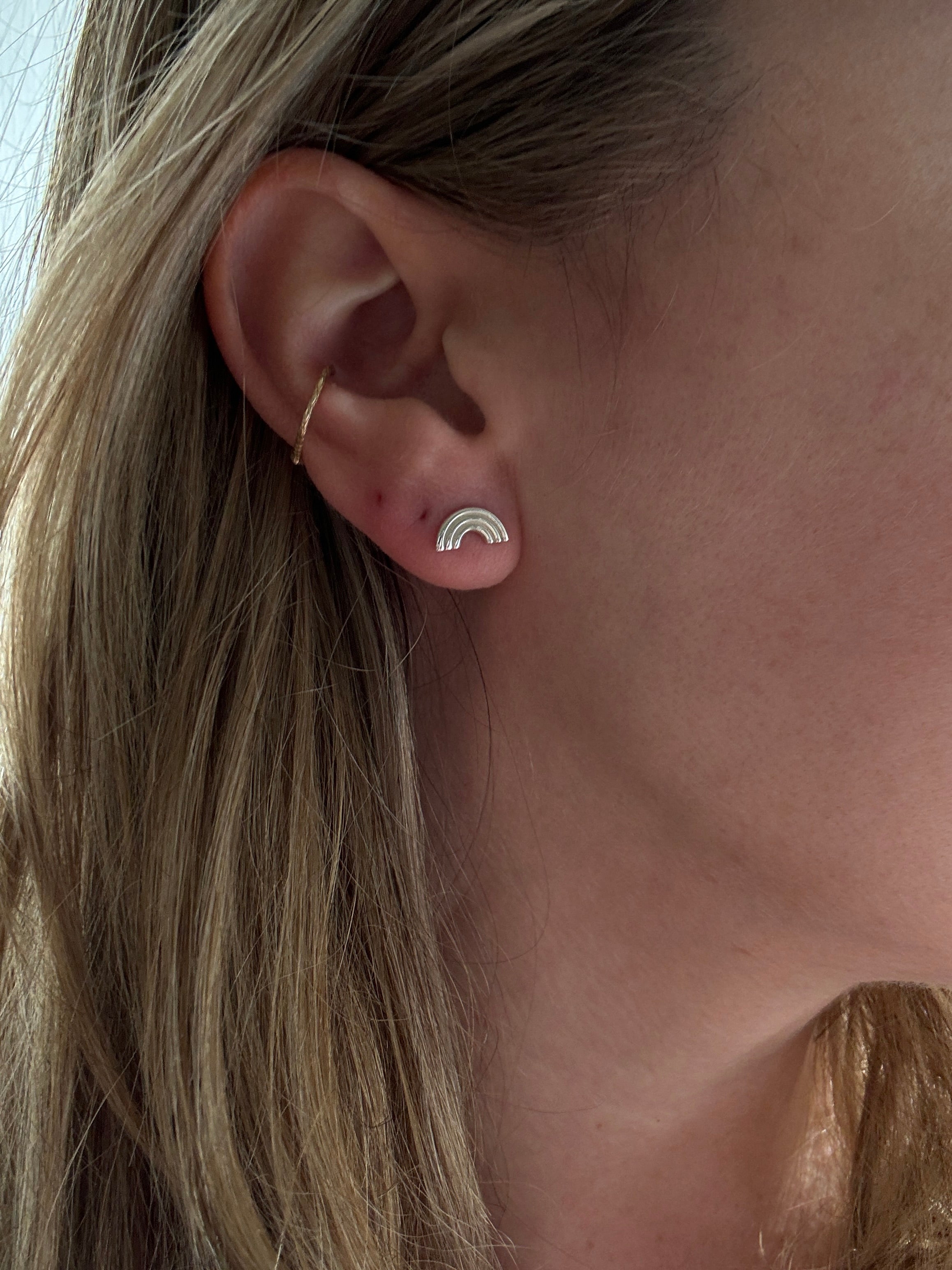 sterling silver rainbow stud earring
